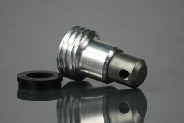 Tungsten Carbide Triple Sidewinder Nozzle with Aluminum Jacket and 50mm Contractor Threads